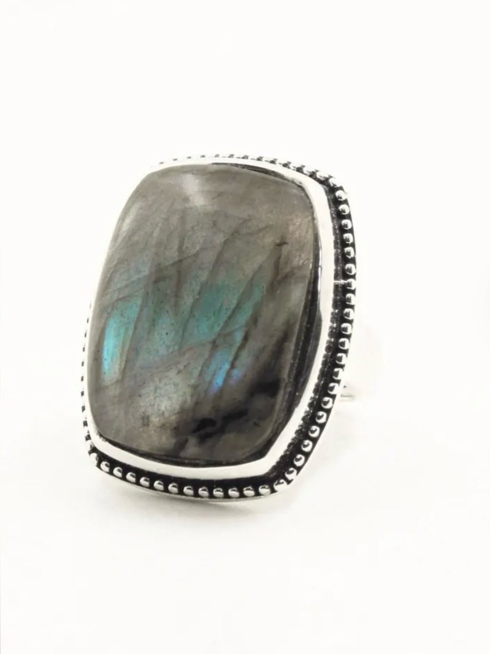 Vintage D'Joy Blue
Labradorite and Sterling Silver Ring Size 7